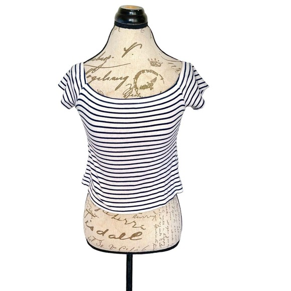 Divided Womens Blouse Top Size Medium Short Sleeve Y2k Striped Cropped Stretch - Picture 6 of 12